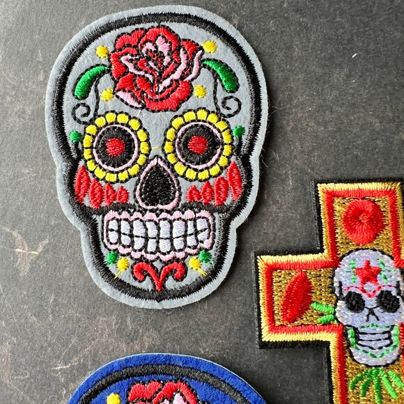 Set of 5 Large Day of the Dead Sugar Skull Iron On Patches - Picture 3 of 7